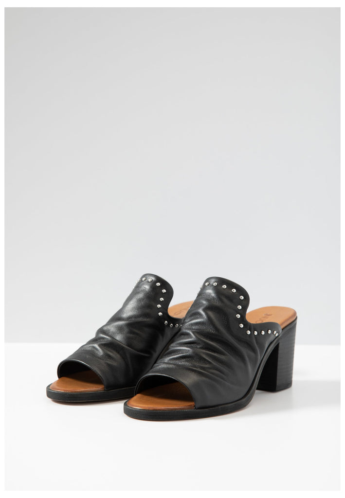 Inuovo Pantoletten Leder Schwarz - surf4shoes