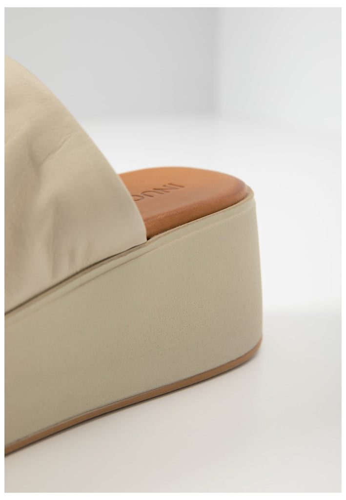Inuovo Pantoletten Leder Beige - surf4shoes