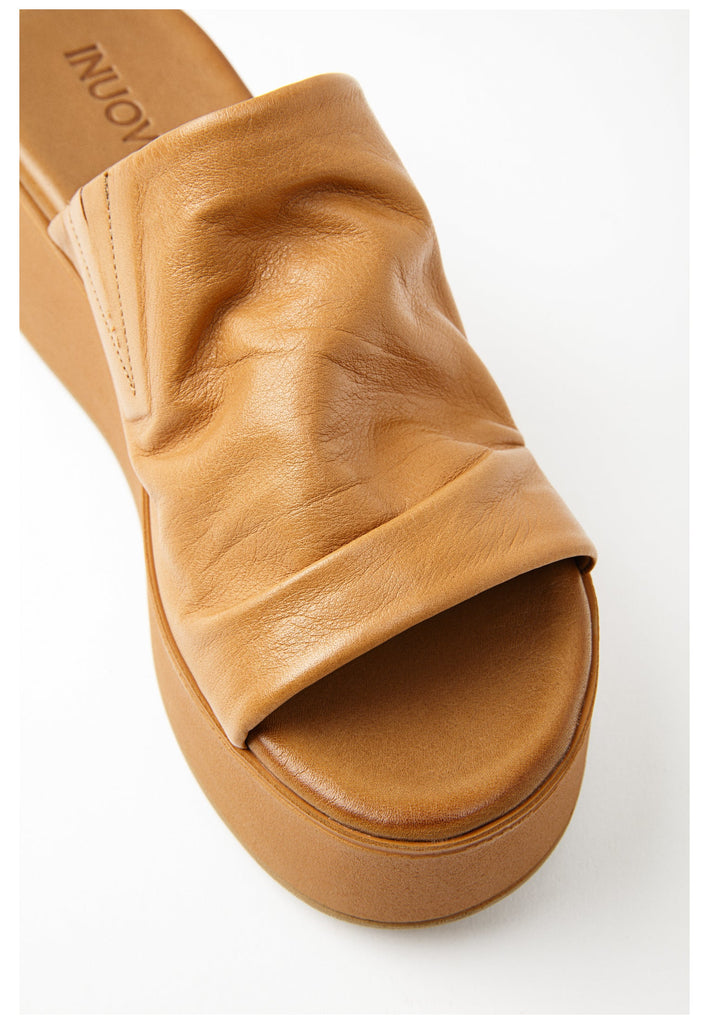 Inuovo Pantoletten Leder Mittelbraun - surf4shoes