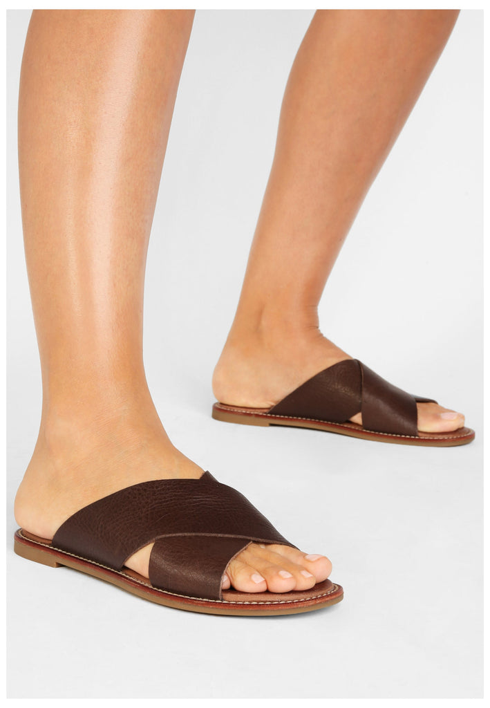 Inuovo Pantoletten Leder Dunkelbraun - surf4shoes