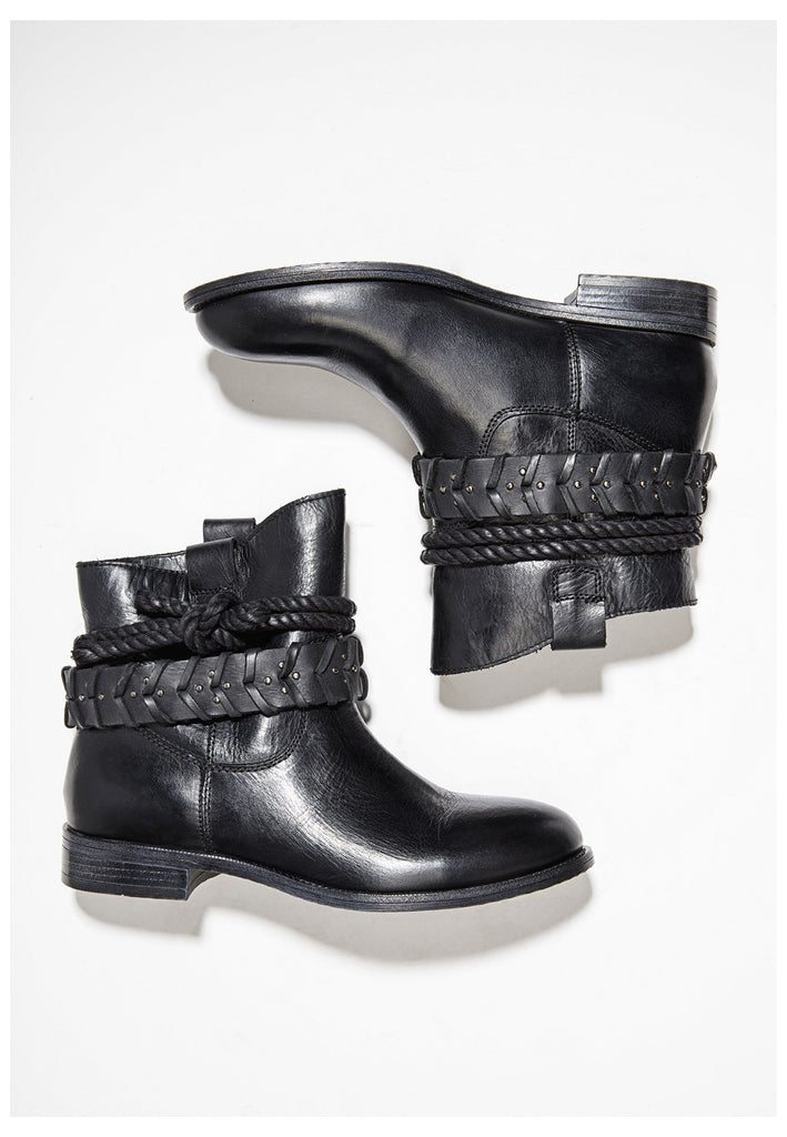 Inuovo Stiefelette Glattleder Schwarz - surf4shoes