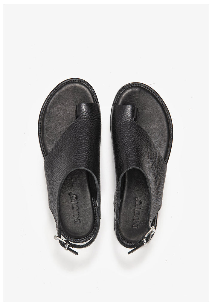 Inuovo Zehensteg Leder Schwarz - surf4shoes