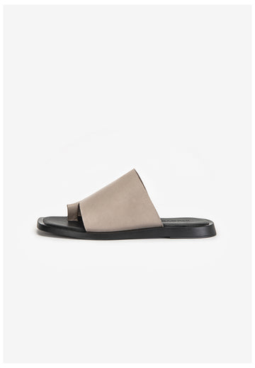Inuovo Zehensteg Leder Grau - surf4shoes