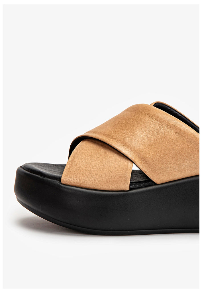 Inuovo Pantoletten Leder Hellbraun - surf4shoes