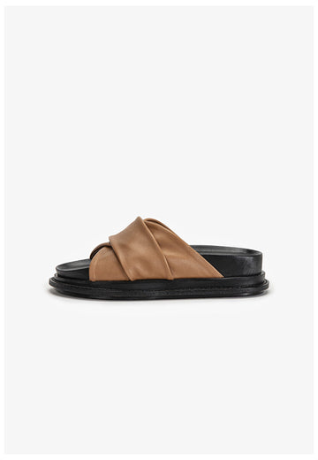 Inuovo Pantoletten Leder Tan - surf4shoes