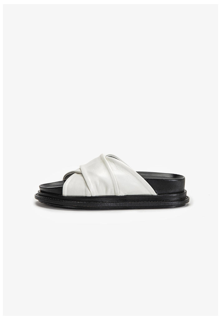 Inuovo Pantoletten Leder Weiß - surf4shoes
