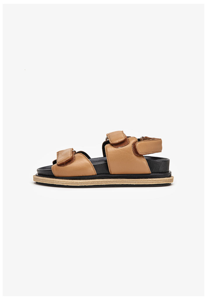 Inuovo Sandalen Glattleder Tan - surf4shoes