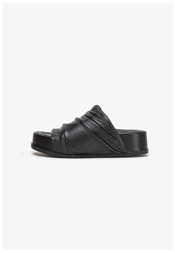 Inuovo Pantoletten Leder Schwarz - surf4shoes