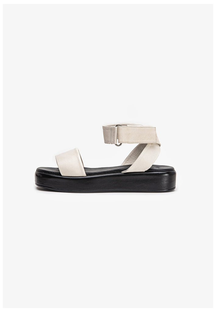 Inuovo Sandalen Leder Creme - surf4shoes