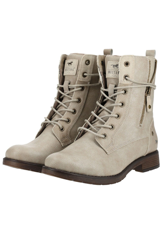 Mustang Stiefelette Lederimitat Weiß Warmfutter