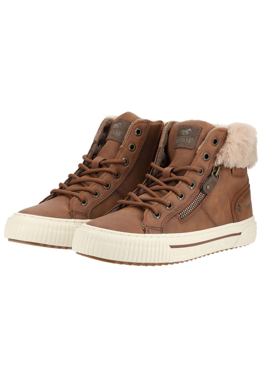 Mustang Sneaker Lederimitat Cognac
