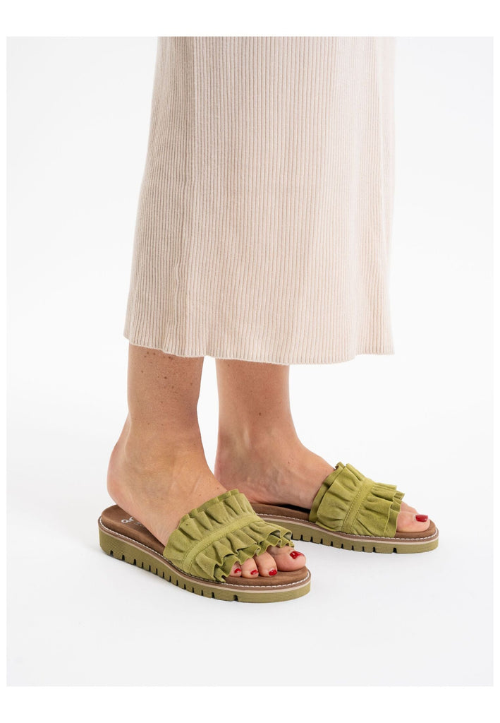 ara Pantoletten Veloursleder Grün