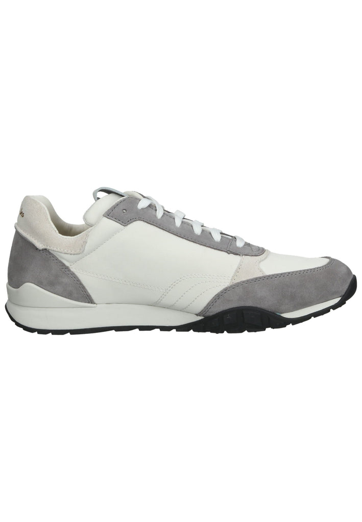 Clarks Sneaker Lederimitat/Textil Weiß
