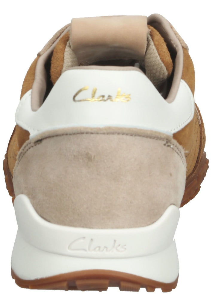 Clarks Sneaker Veloursleder Tan