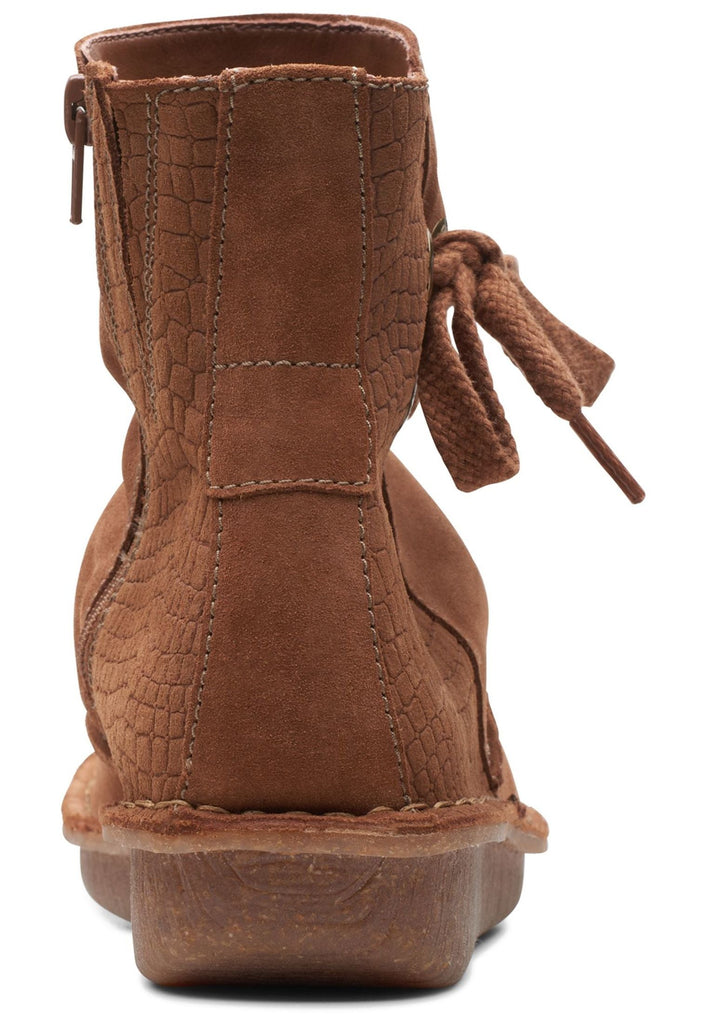 Clarks Stiefelette Veloursleder Tan