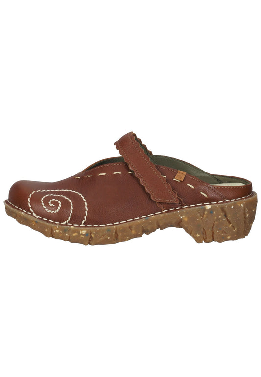 El Naturalista Clogs Leder Braun