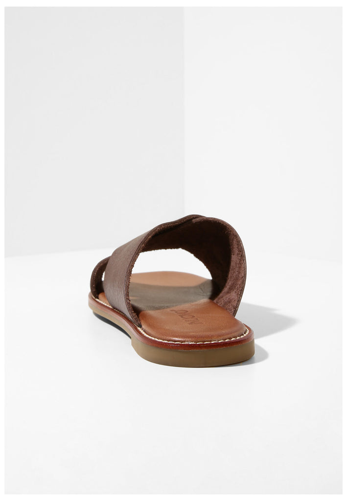 Inuovo Pantoletten Leder Dunkelbraun