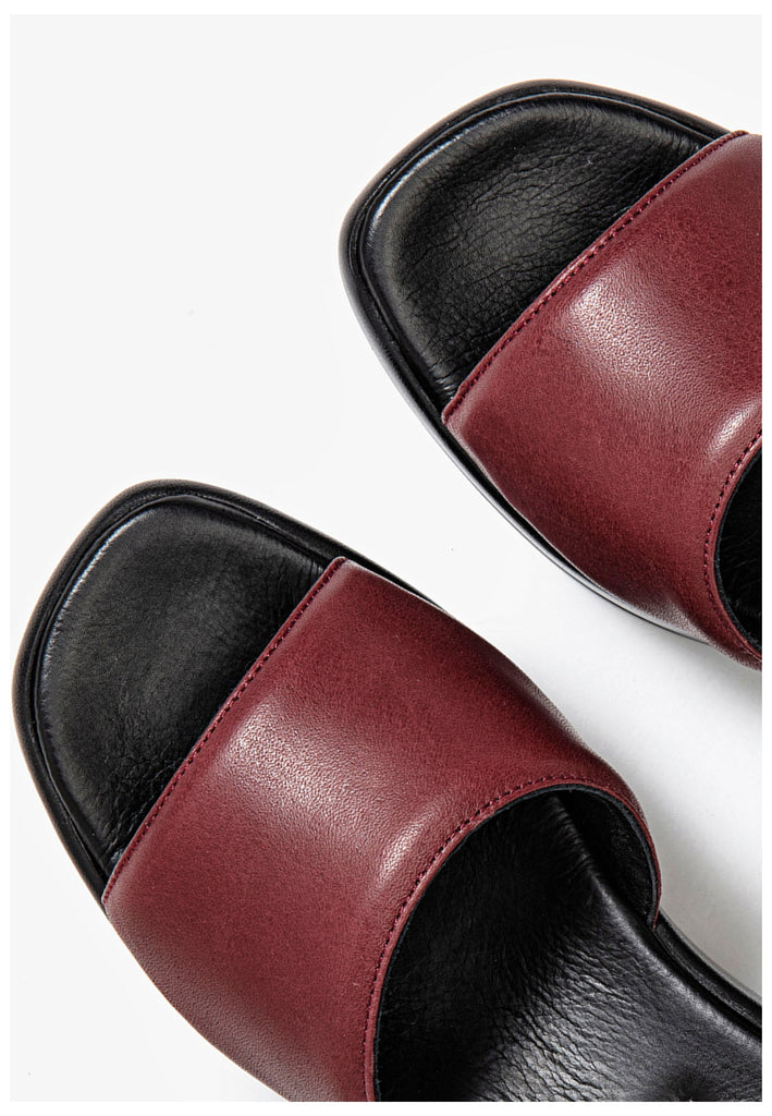 Inuovo Pantoletten Leder Dunkelrot