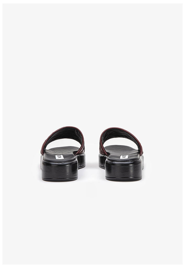 Inuovo Pantoletten Leder Rot