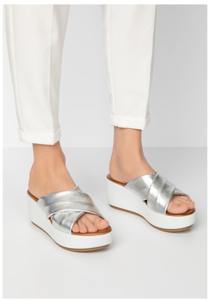 Inuovo Pantoletten Leder Silber