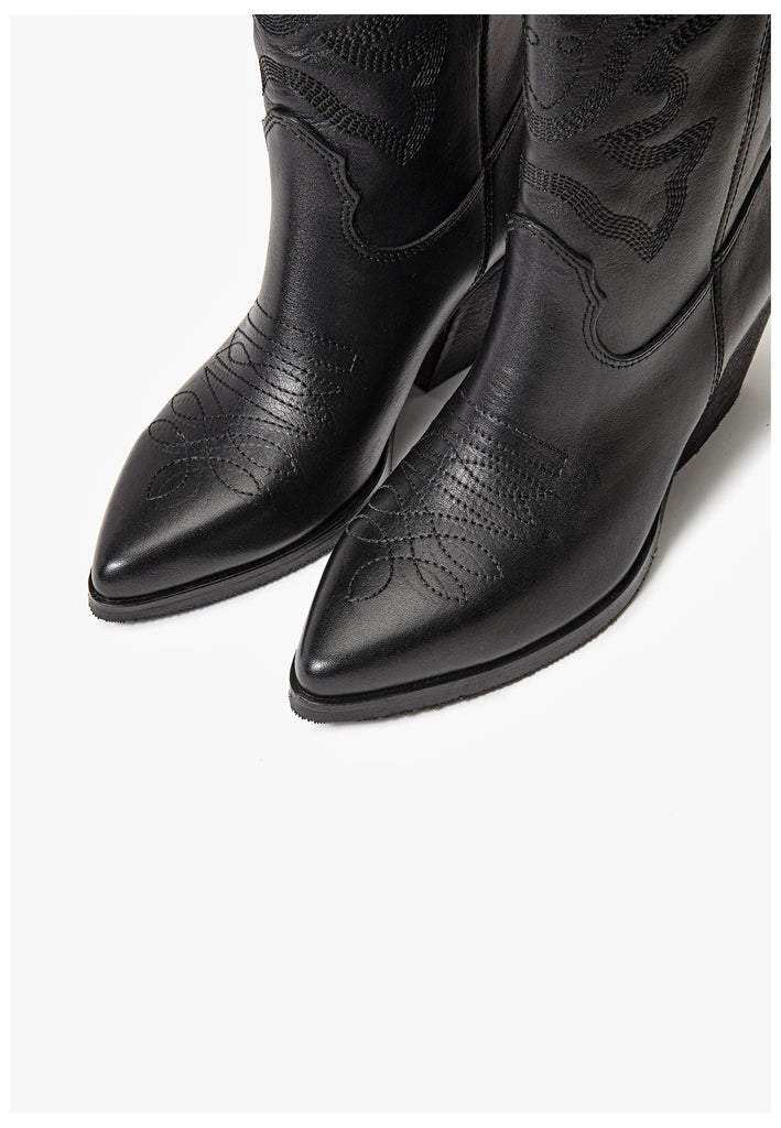 Inuovo Stiefel Leder Schwarz