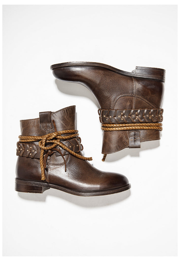 Inuovo Stiefelette Glattleder Dunkelbraun