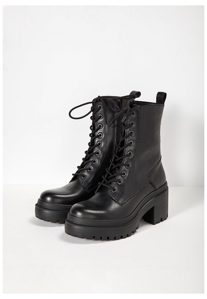 Inuovo Stiefelette Leder Schwarz