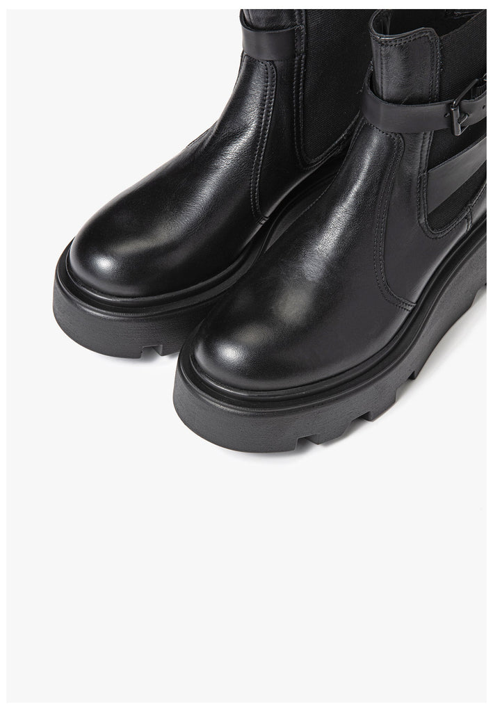 Inuovo Stiefelette Leder Schwarz