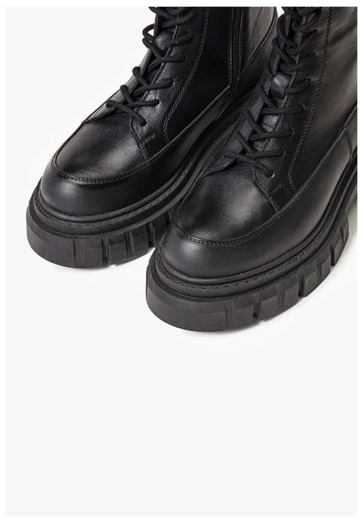 Inuovo Stiefelette Leder Schwarz