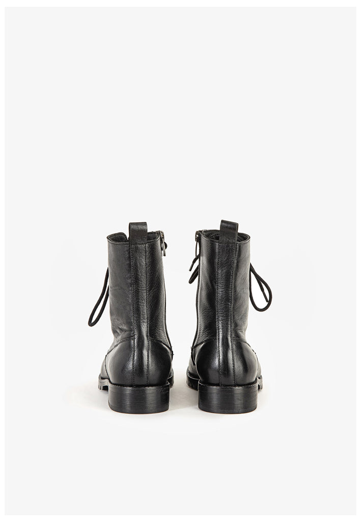 Inuovo Stiefelette Leder Schwarz