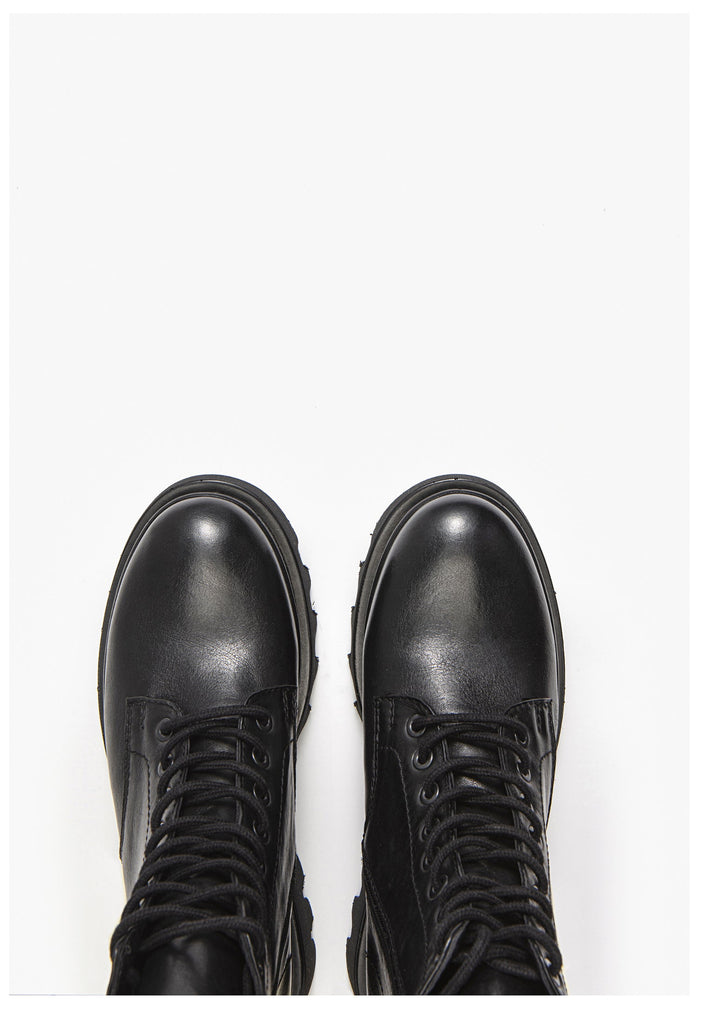 Inuovo Stiefelette Leder Schwarz