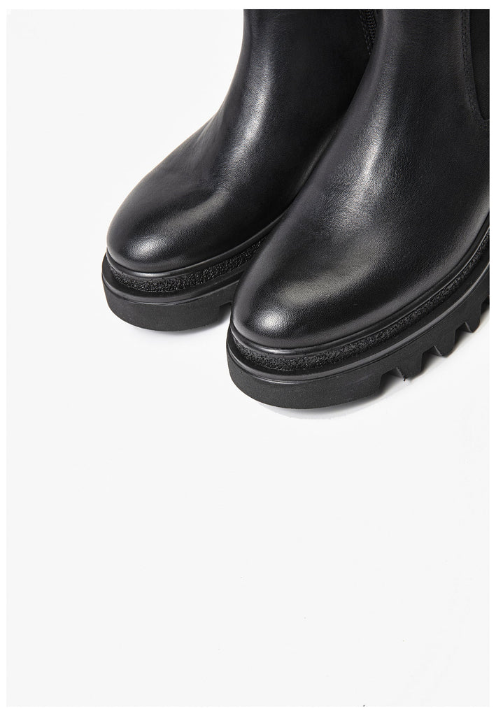 Inuovo Stiefelette Leder Schwarz