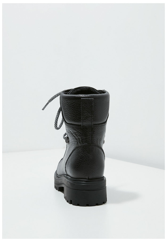 Inuovo Stiefelette Leder Schwarz