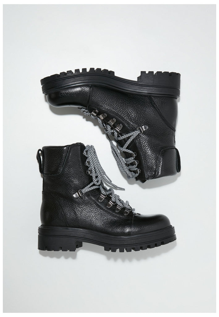 Inuovo Stiefelette Leder Schwarz