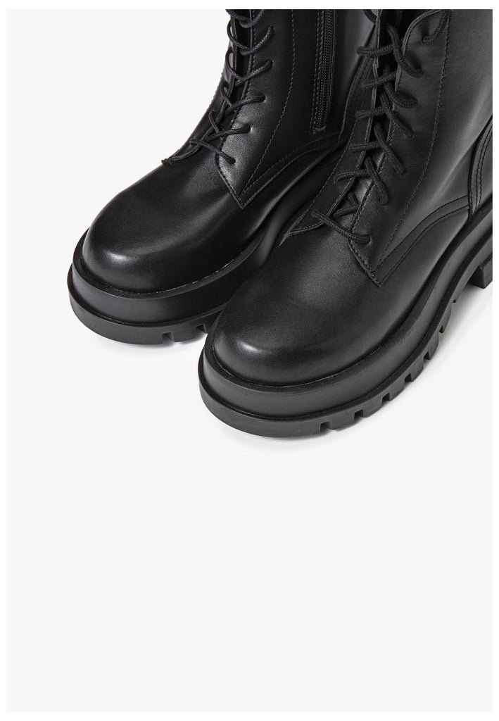 Inuovo Stiefelette Lederimitat Schwarz