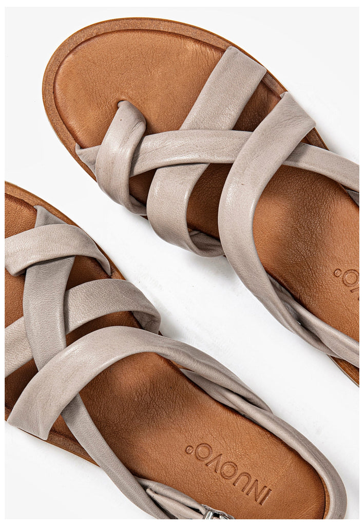 Inuovo Zehensteg Leder Grau