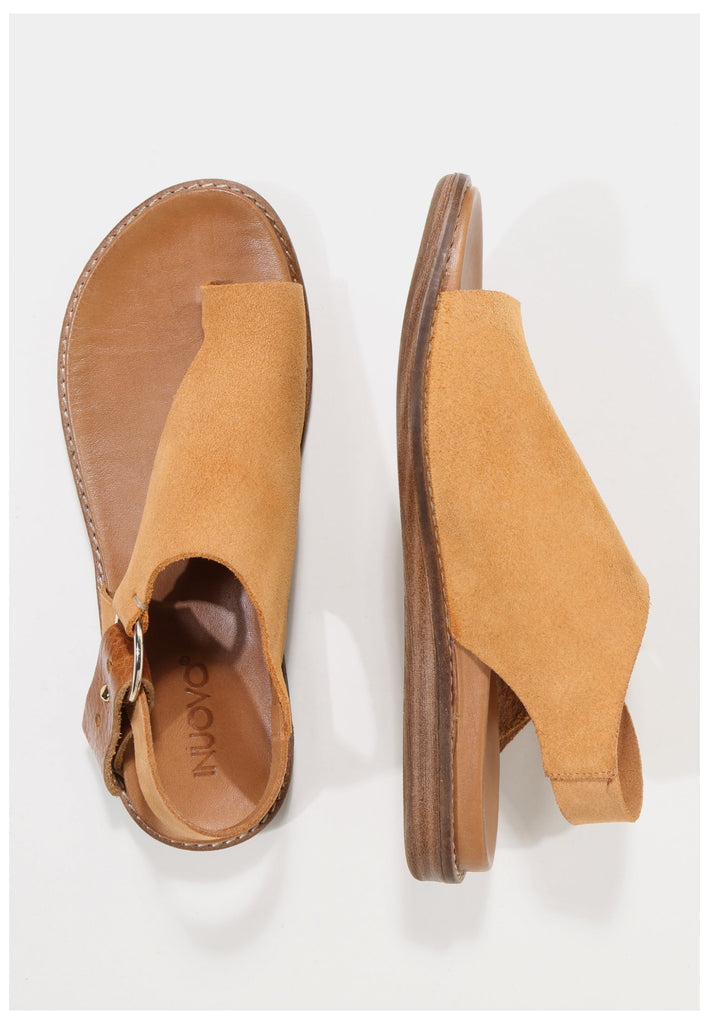 Inuovo Zehensteg Leder Hellbraun