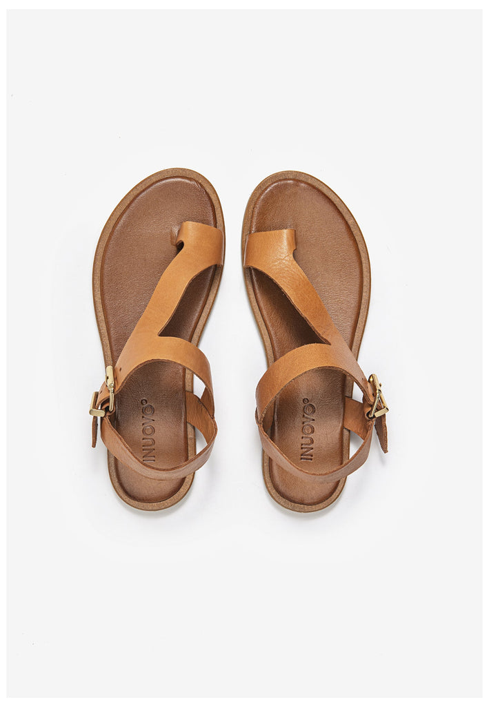 Inuovo Zehensteg Leder Mittelbraun