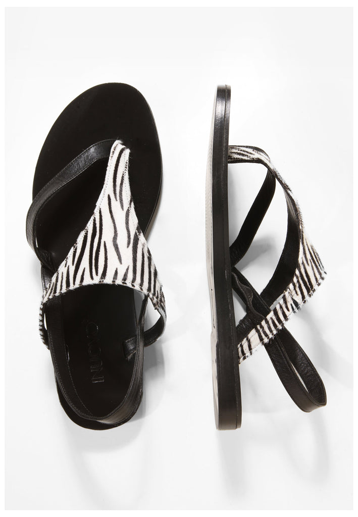 Inuovo Zehensteg Leder Schwarz/Weiß