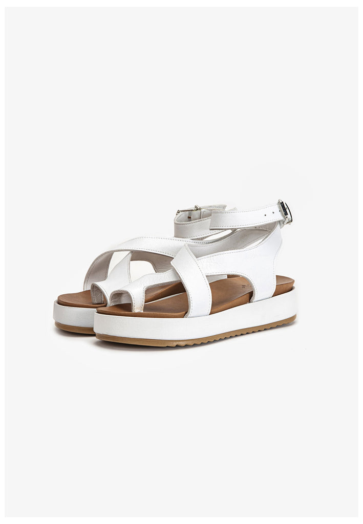 Inuovo Zehensteg Leder Weiß