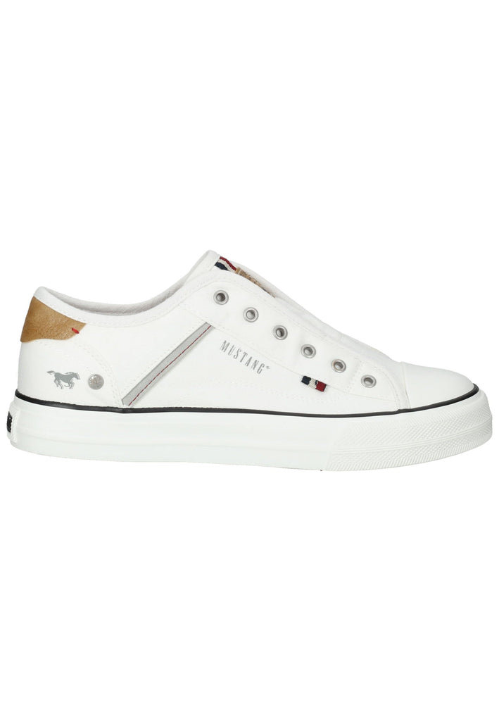 Mustang Slipper Lederimitat/Textil Weiß