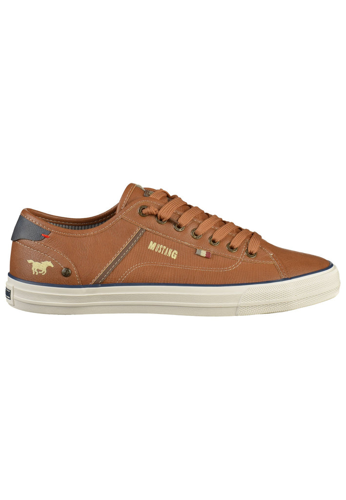 Mustang Sneaker Lederimitat Cognac