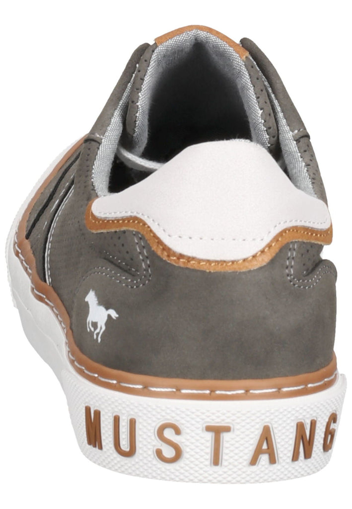 Mustang Sneaker Lederimitat Grau/Braun