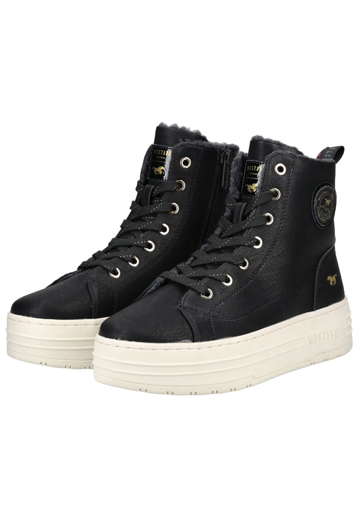 Mustang Sneaker Lederimitat Schwarz Warmfutter