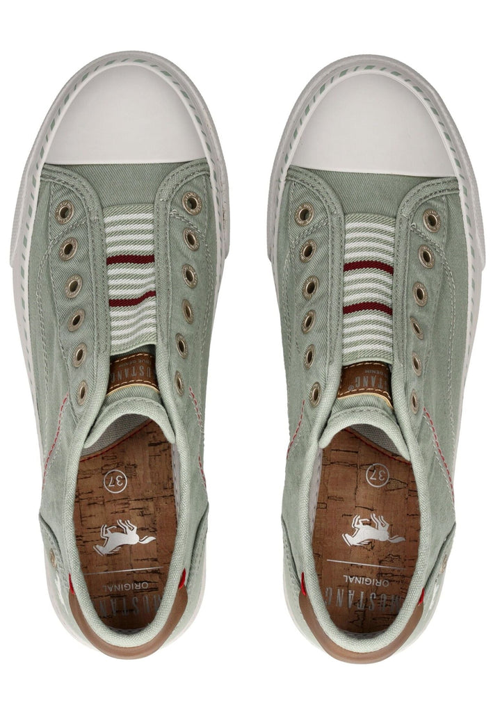 Mustang Sneaker Lederimitat/Textil Hellgrün