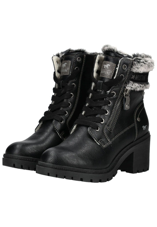 Mustang Stiefelette Lederimitat/Textil Schwarz Warmfutter