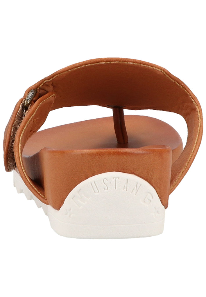 Mustang Zehensteg Lederimitat Cognac