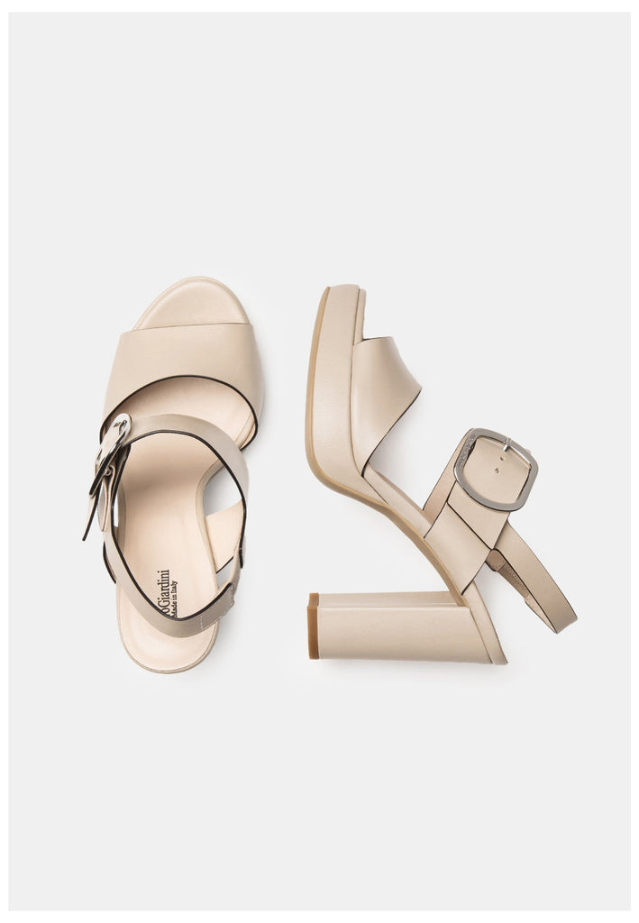 Nero Giardini Sandalen Leder Beige