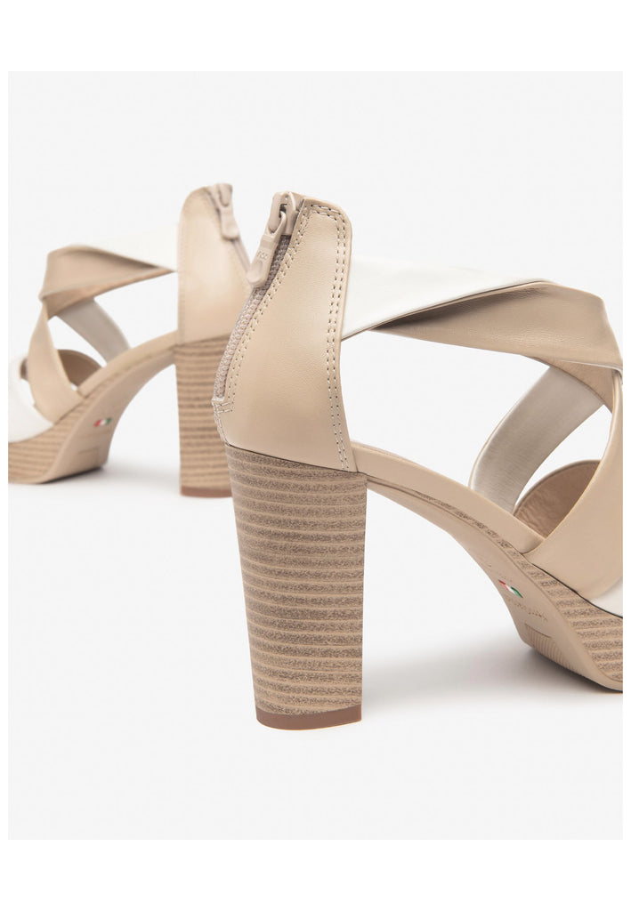 Nero Giardini Sandalen Leder Beige