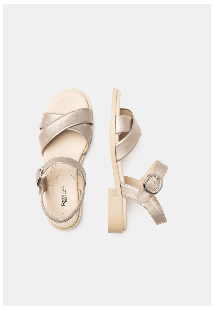 Nero Giardini Sandalen Leder Beige